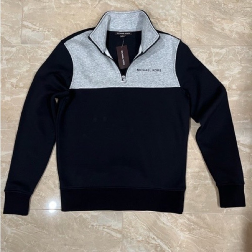 Michael Kors men’s crew neck half zip sweater. Large  NEW